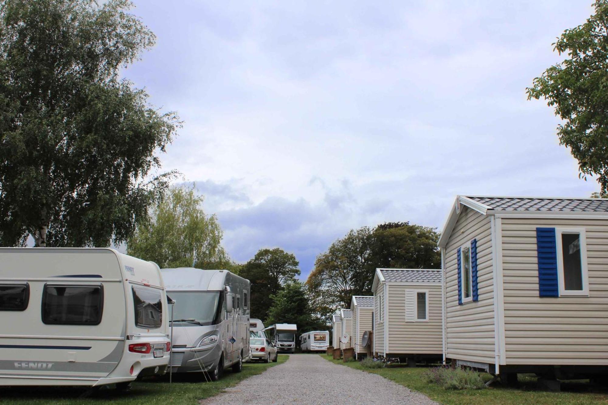 Camping De La Piscine *